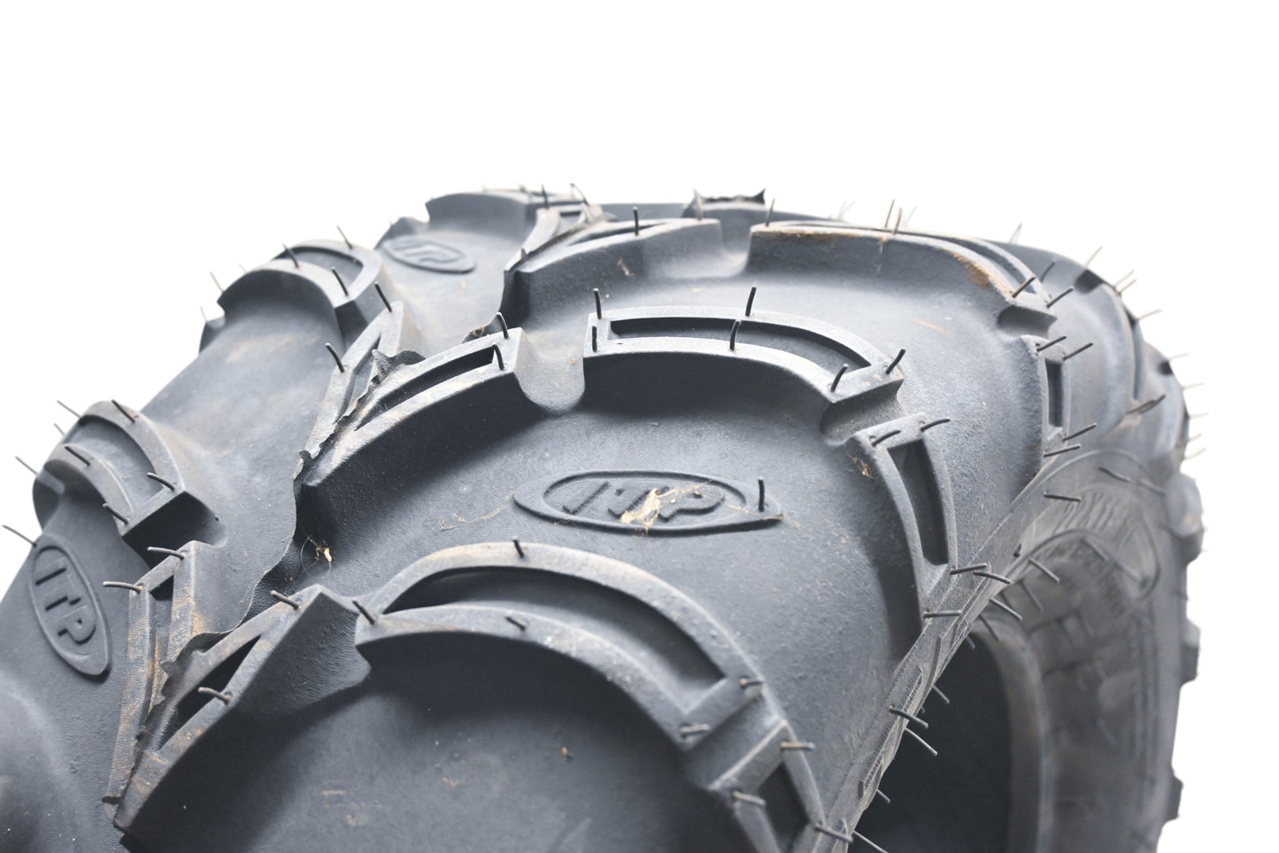 ITP 57-5621, 56A3A5 Mud Lite 22x11-10 Tire NOS