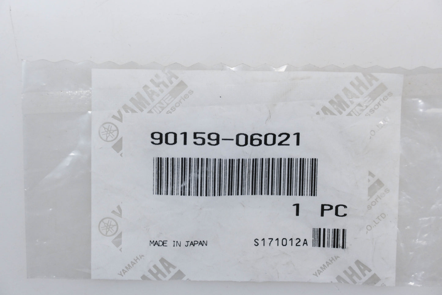 New OEM Yamaha 90159-06021-00 Bolt & Washer Assembly NOS