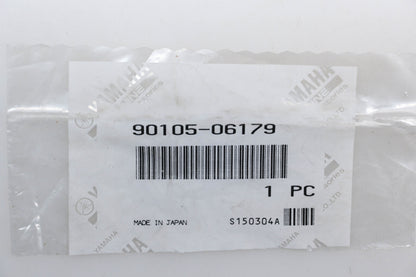 New OEM Yamaha 90105-06179-00 Flange Bolt NOS