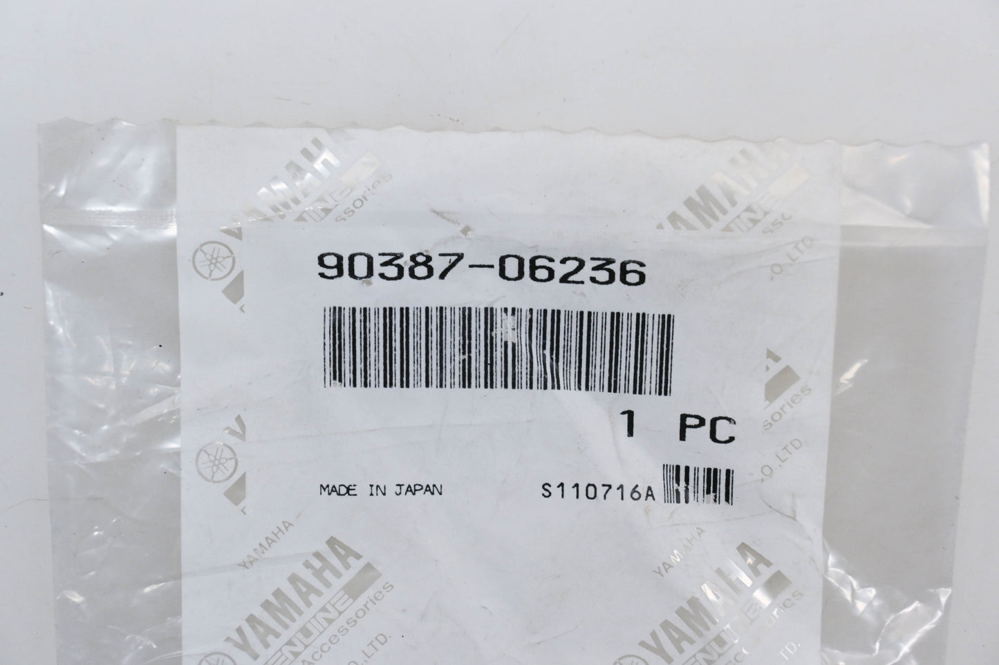 New OEM Yamaha 90387-06236-00 Collar NOS