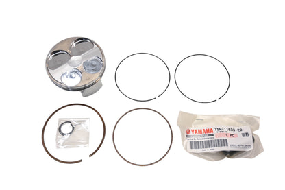 New OEM Yamaha B7B-116A0-00-00 Piston Kit NOS