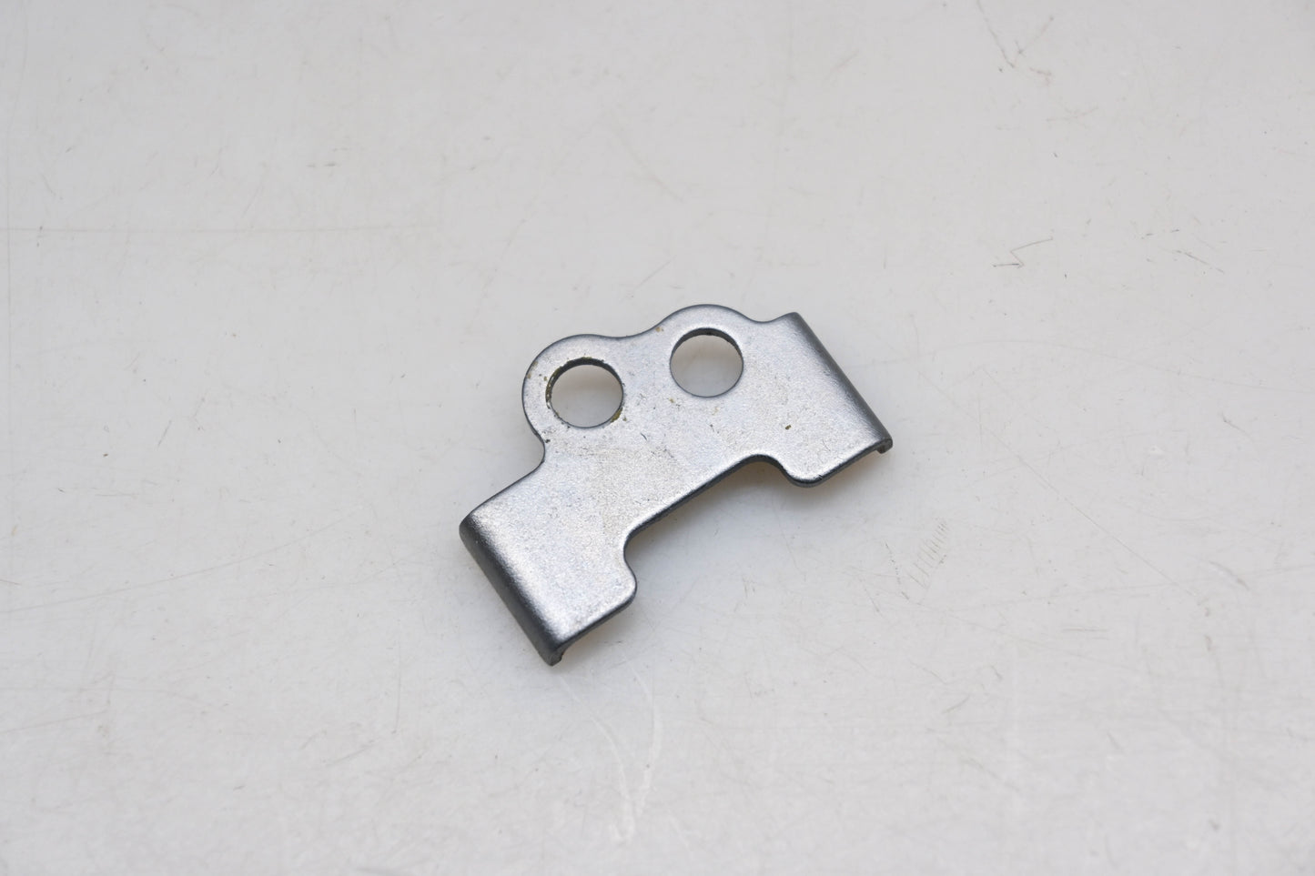 New OEM Yamaha 1SL-81528-00-00 Clamp NOS
