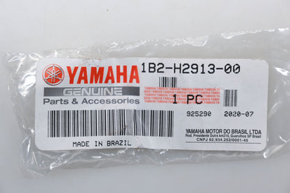 New OEM Yamaha 1B2-H2913-00-00 Lower Lever Holder NOS