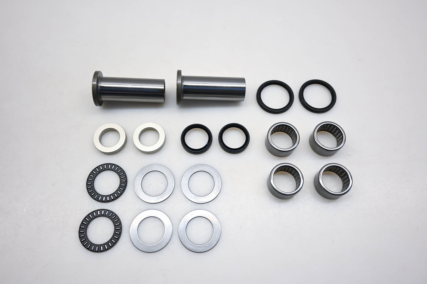 New OEM Yamaha 1C3-W002C-00-00 Swing Arm Pivot Bearing Kit NOS