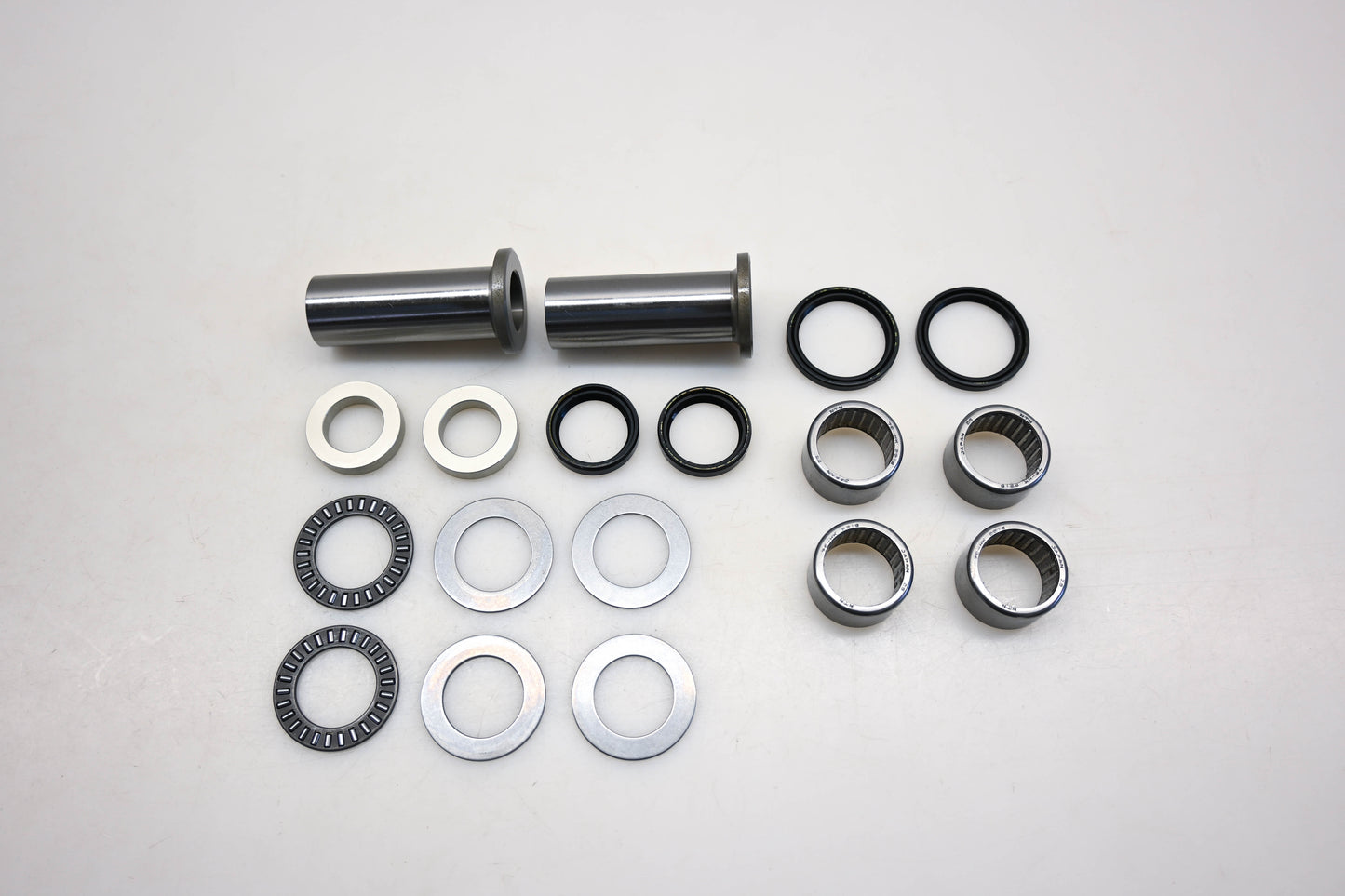New OEM Yamaha 1C3-W002C-00-00 Swing Arm Pivot Bearing Kit NOS
