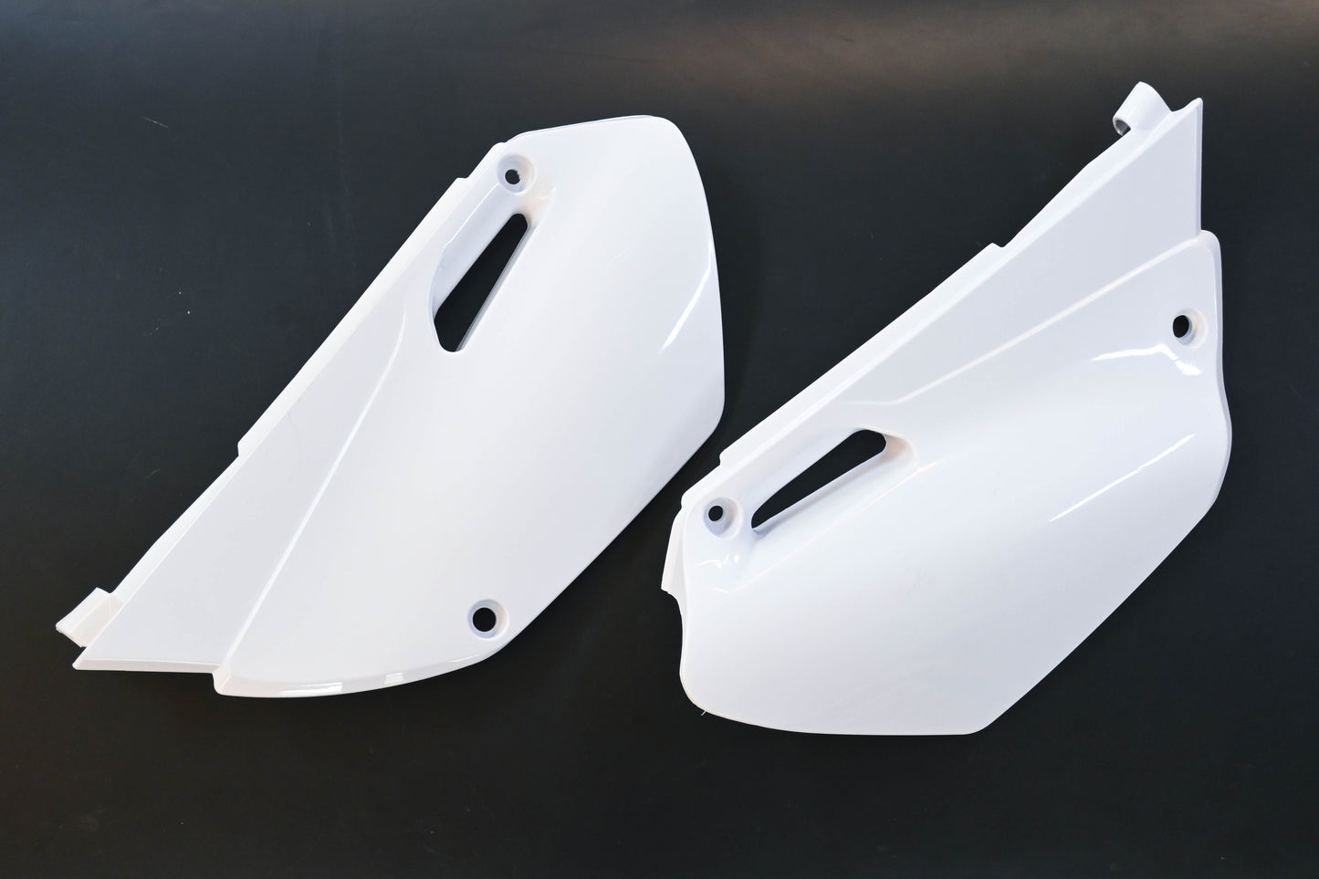 Acerbis 2043540002, 20435-40002 Yamaha White Side Panel Kit NOS