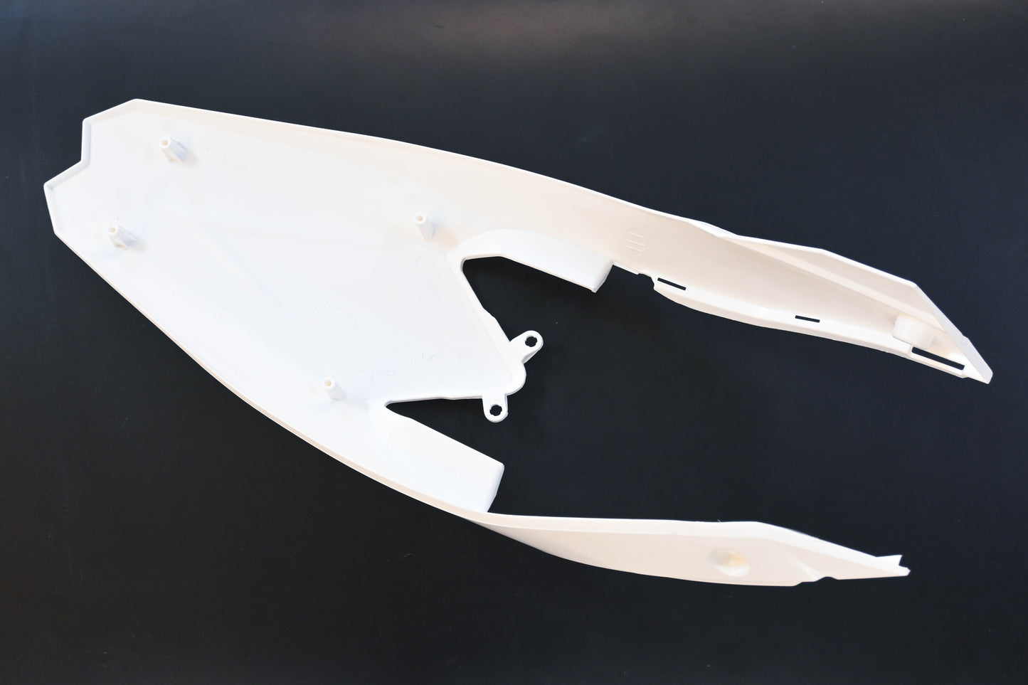 Beta 036-430031-051, 036.43.003.10.51 White Rear Fender NOS