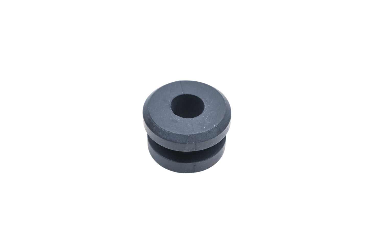 New OEM Yamaha 90480-17004-00 Grommet NOS