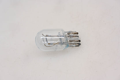 New OEM Yamaha 5GJ-83331-00-00 W21/5W 12V 44H Replacement Bulb NOS