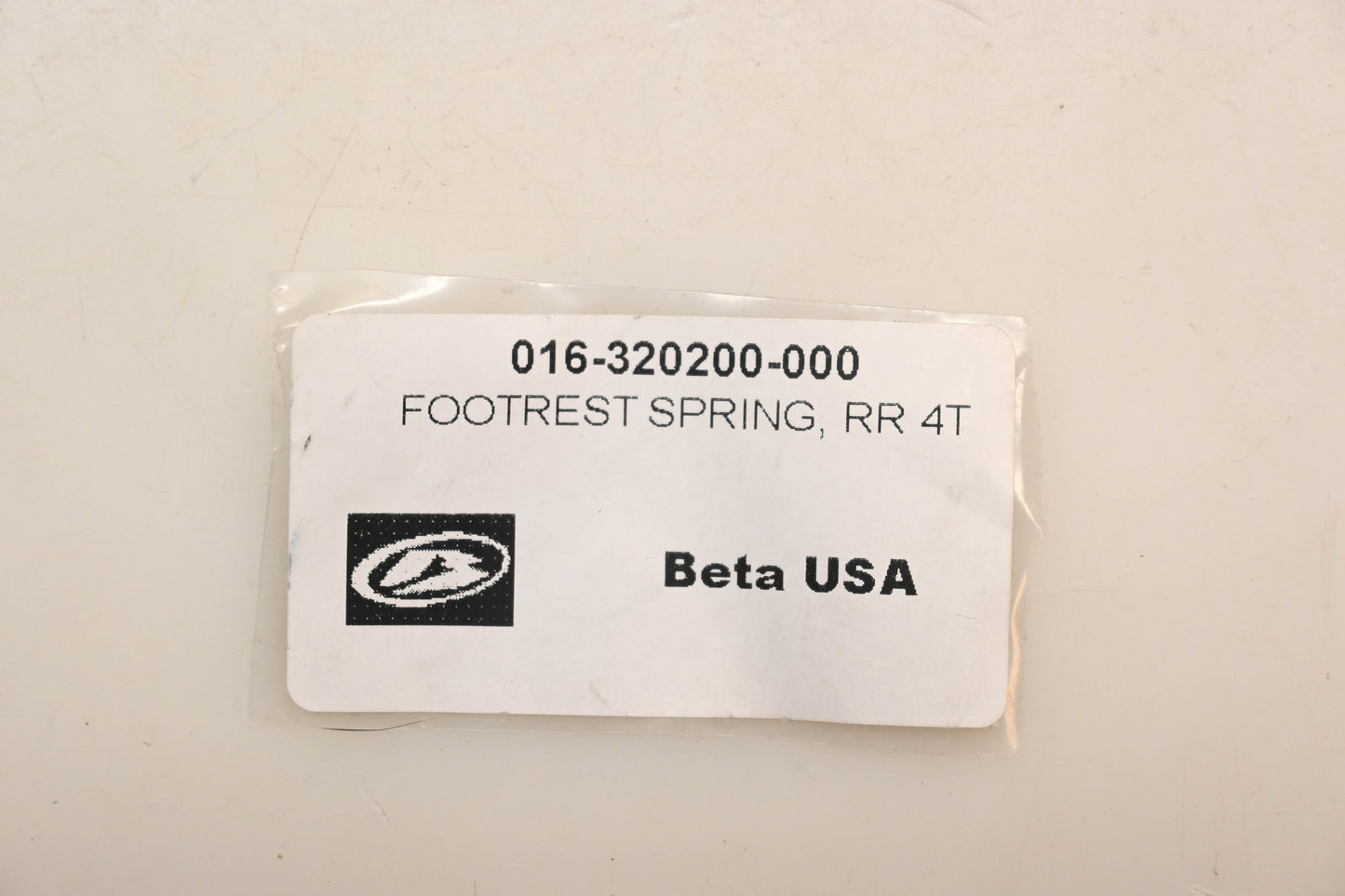 Beta 016-320200-000, 016.32.020.00.00 RR 4T Footrest Spring NOS
