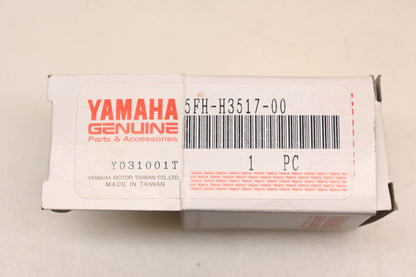 New OEM Yamaha 5FH-H3517-00-00 Bulb 12V 1.7W NOS