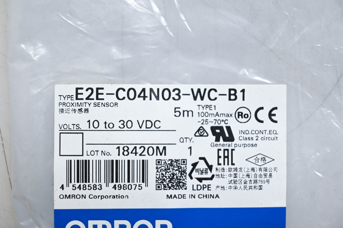 Omron E2E-C04N03-WC-B1 Proximity Sensor NOS