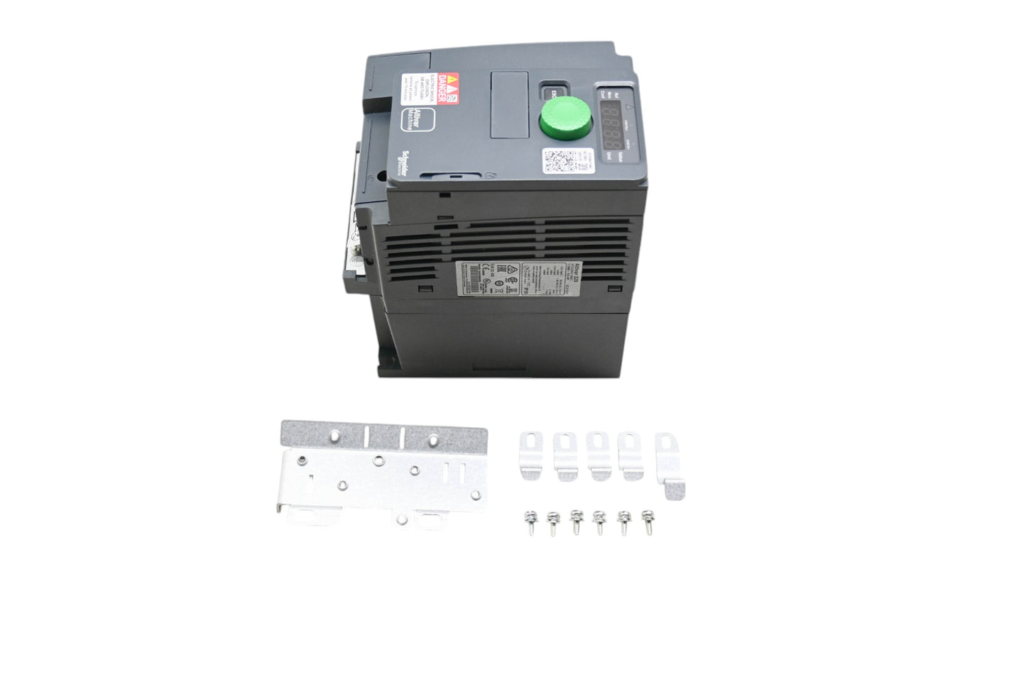 Schneider Electric ATV320U11N4C Frequency Converter NOS