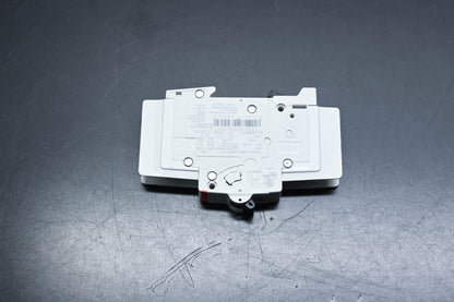 ABB 2CDS 271337 R0377 Circuit Breaker NOS