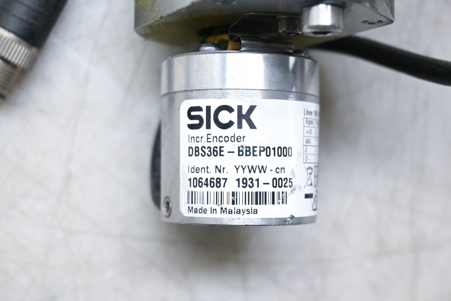 Sick DBS36E-BBEP01000 Incremental Rotary Encoder with Bracket NOS