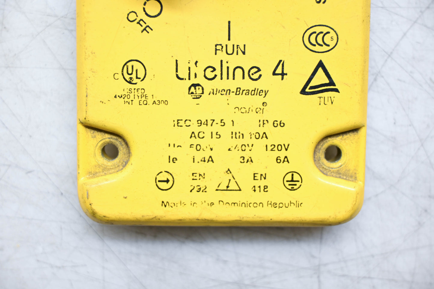 Allen-Bradley 440E-L13043E, IEC-947-5-1 Guardmaster Cable Pull Switch