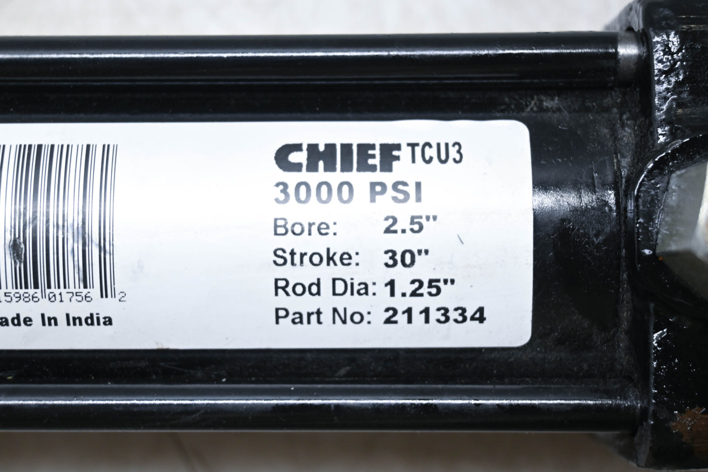 Chief 211334 TCU3 Tie-Rod Hydraulic Cylinder 2.5" Bore x 30" Stroke NOS