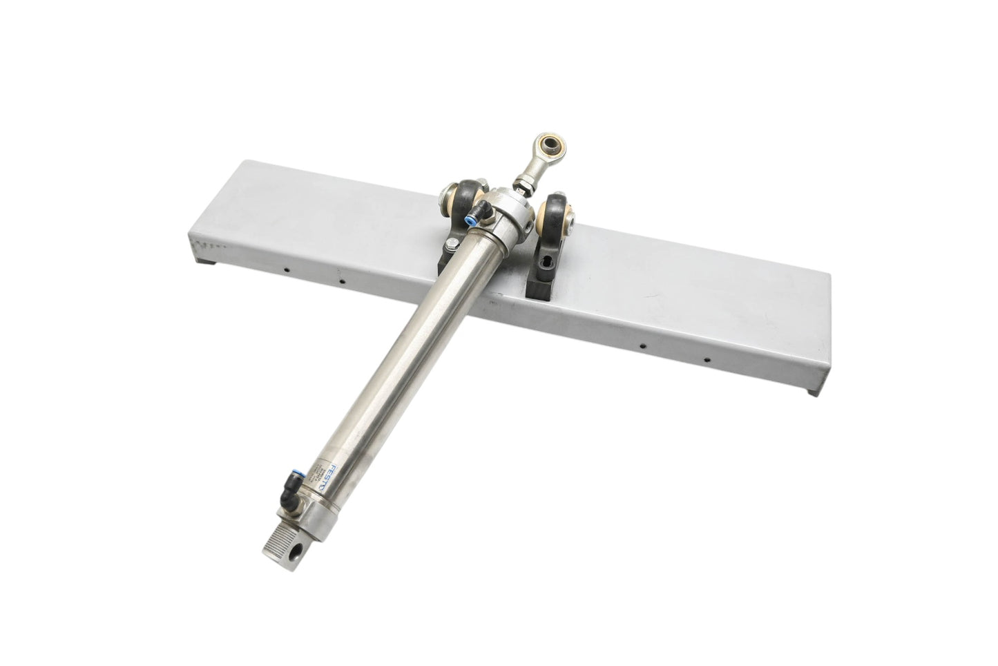 Festo DSNU-32-203-PPS-A Round Cylinder Piston Rod and Mounting Bracket