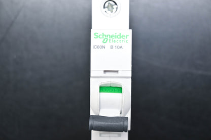 Schneider Electric IC60N B 10A, 20410089 Circuit Breaker NOS