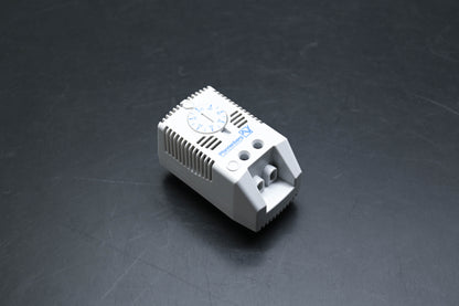 Pfannenberg FLZ 530 Thermostat NOS