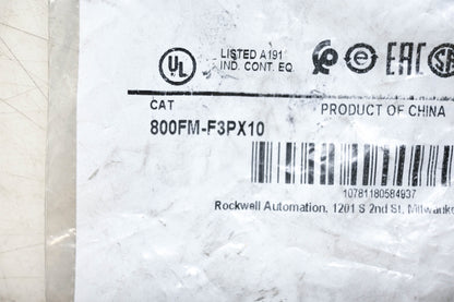 Allen-Bradley 800FM-F3PX10 Flush Green Push Button NOS