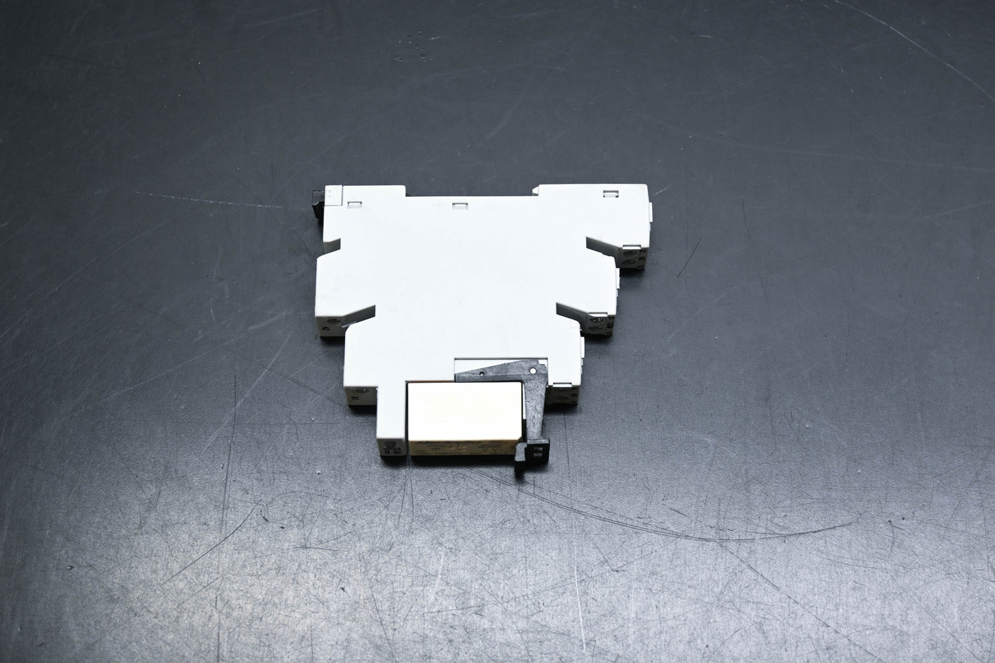 Allen-Bradley 700-HLT12, 700-TBR224 Terminal Block with Relay NOS