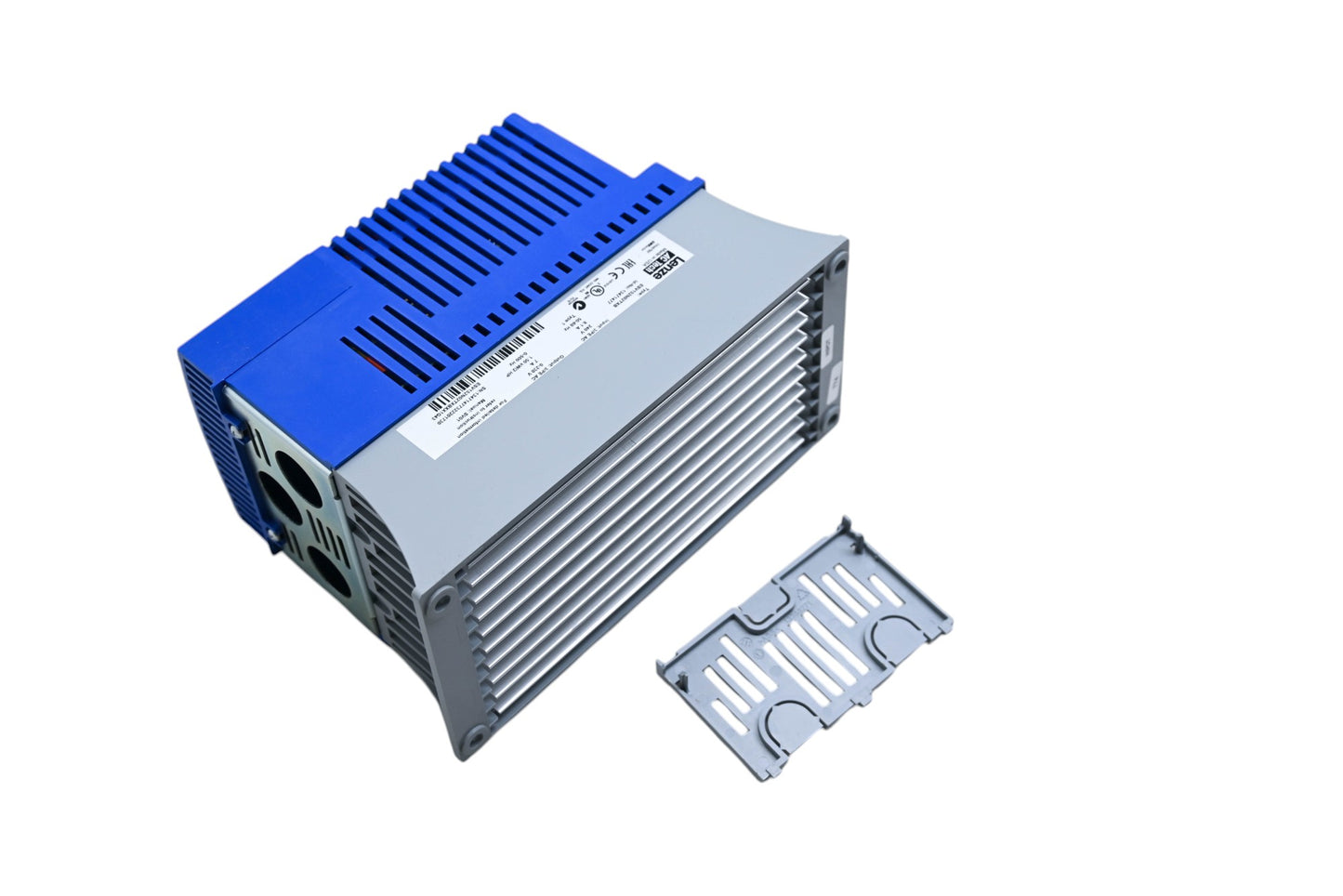 Lenze ESV152N02TXBXX1G43 SMVector Frequency Inverter NOS