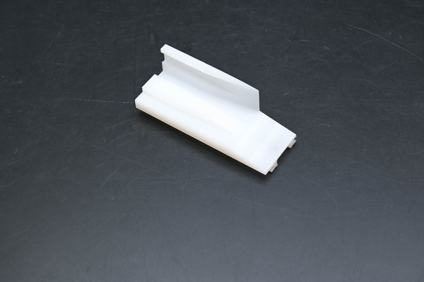 Aftermarket 00045125 Right Hand Chain Block Guide NOS