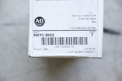Allen-Bradley 800TC-B6D2 30mm Momentary Push Button NOS