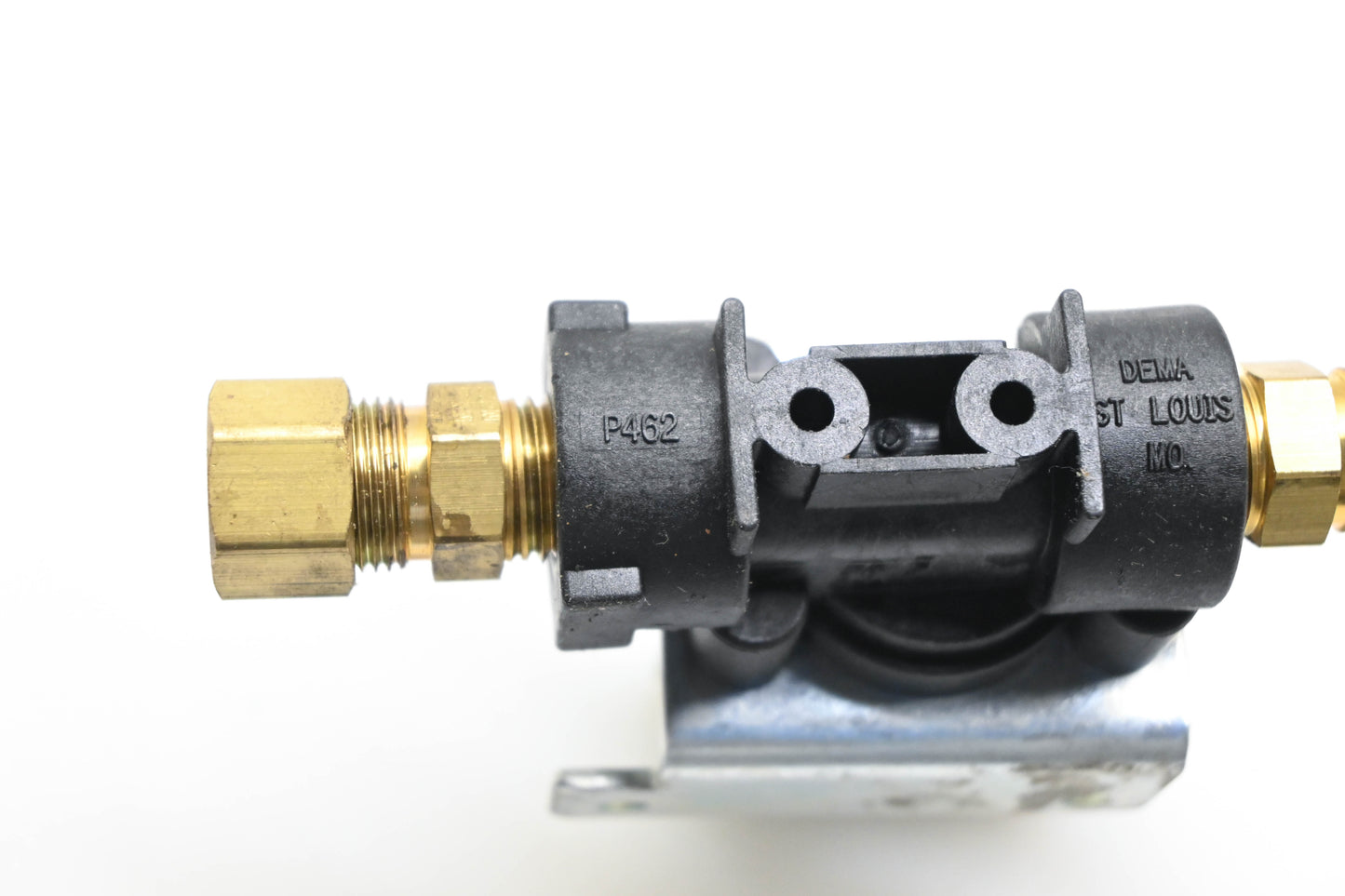 Dema P462 Normally Closed Mini Diapraghm Solenoid Valve