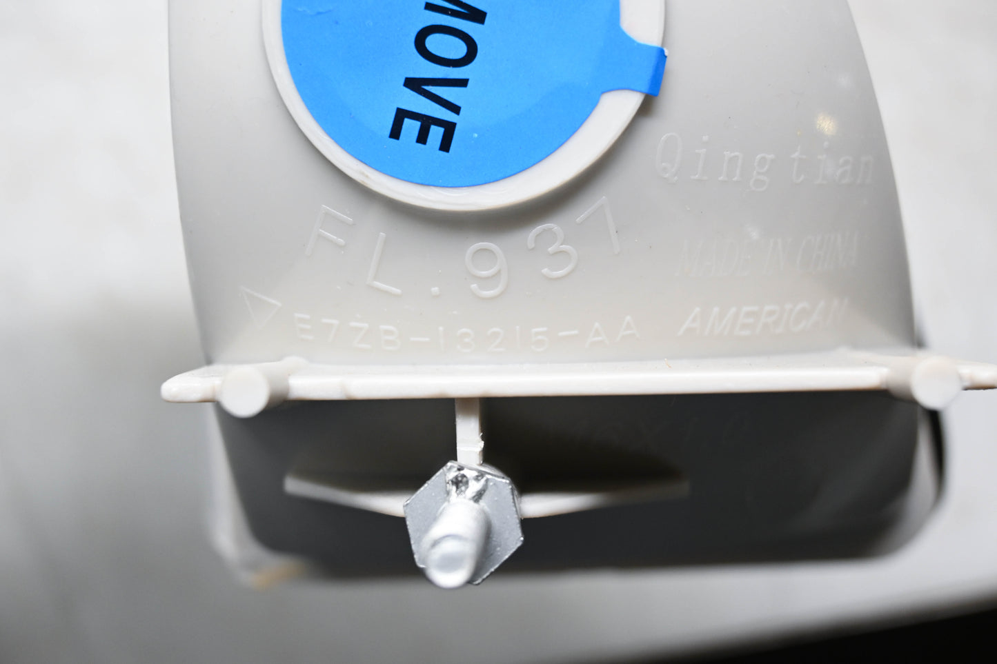 New OEM Ford E7ZB-13215-AA, E7ZZ-13201-A 87-93 Mustang Front Left Parking Light NOS