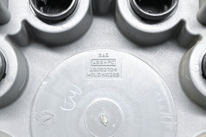 GM 15053704 01-16 Silverado 3500 Front Dually Center Cap