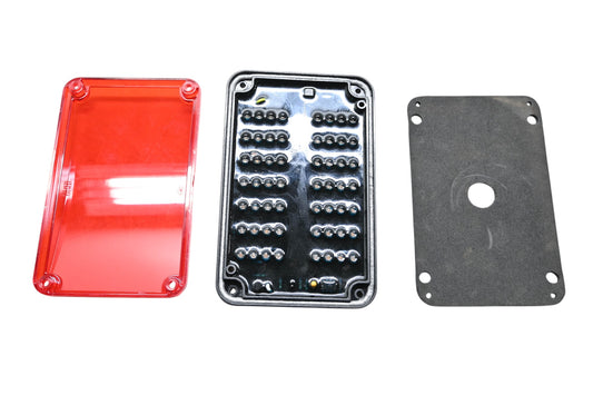 Whelen 01-06837192R0, 01-0283460-52E 600 Series Brake Tail Turn Signal LED With Gasket NOS