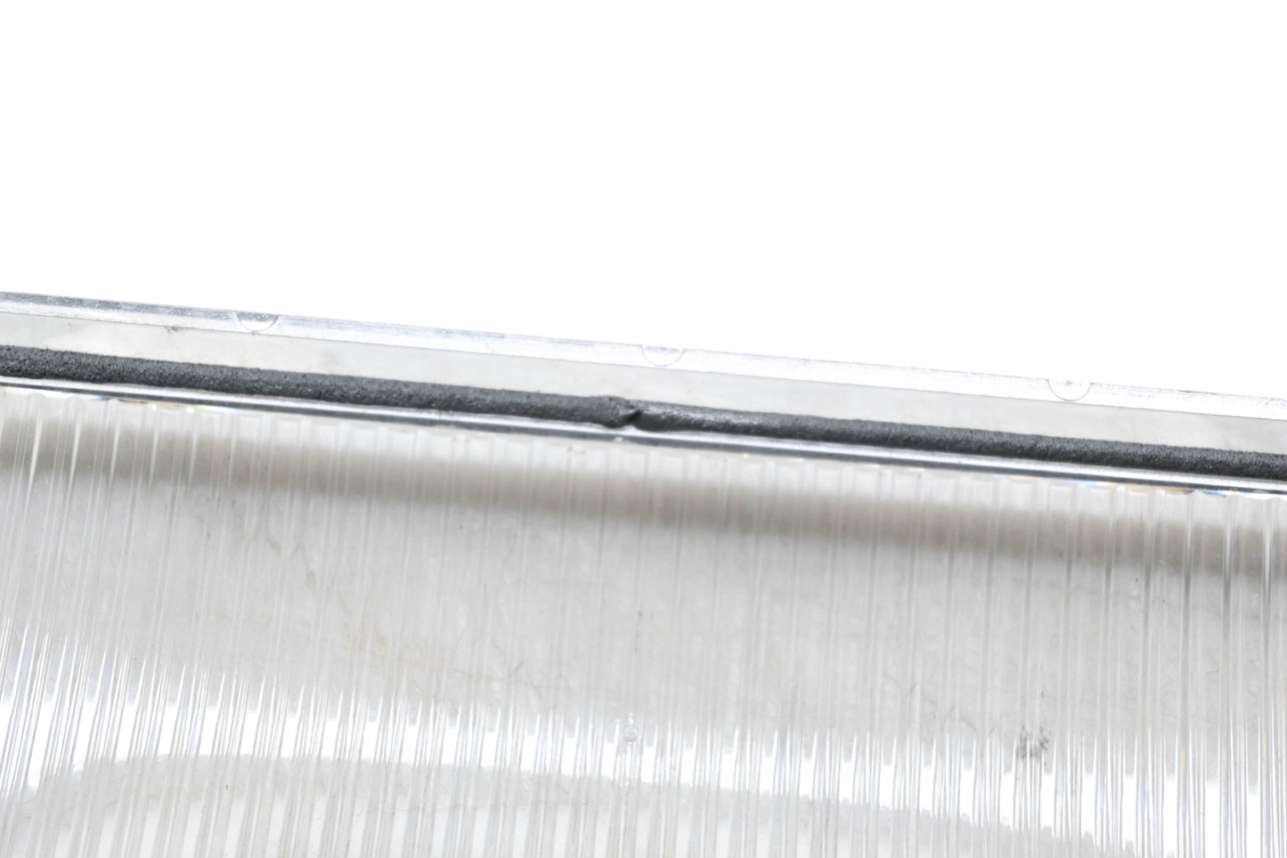 Whelen 68-1183582-3SA 700 Series Clear Lens With Seal