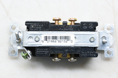 Morris 601986821520 20A 125V 3 Prong Receptacle NOS
