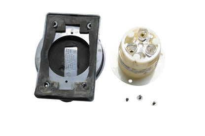 Hubbell HBL2615 Industrial Twist Lock 30A 125V 2P 3W Outlet Plug