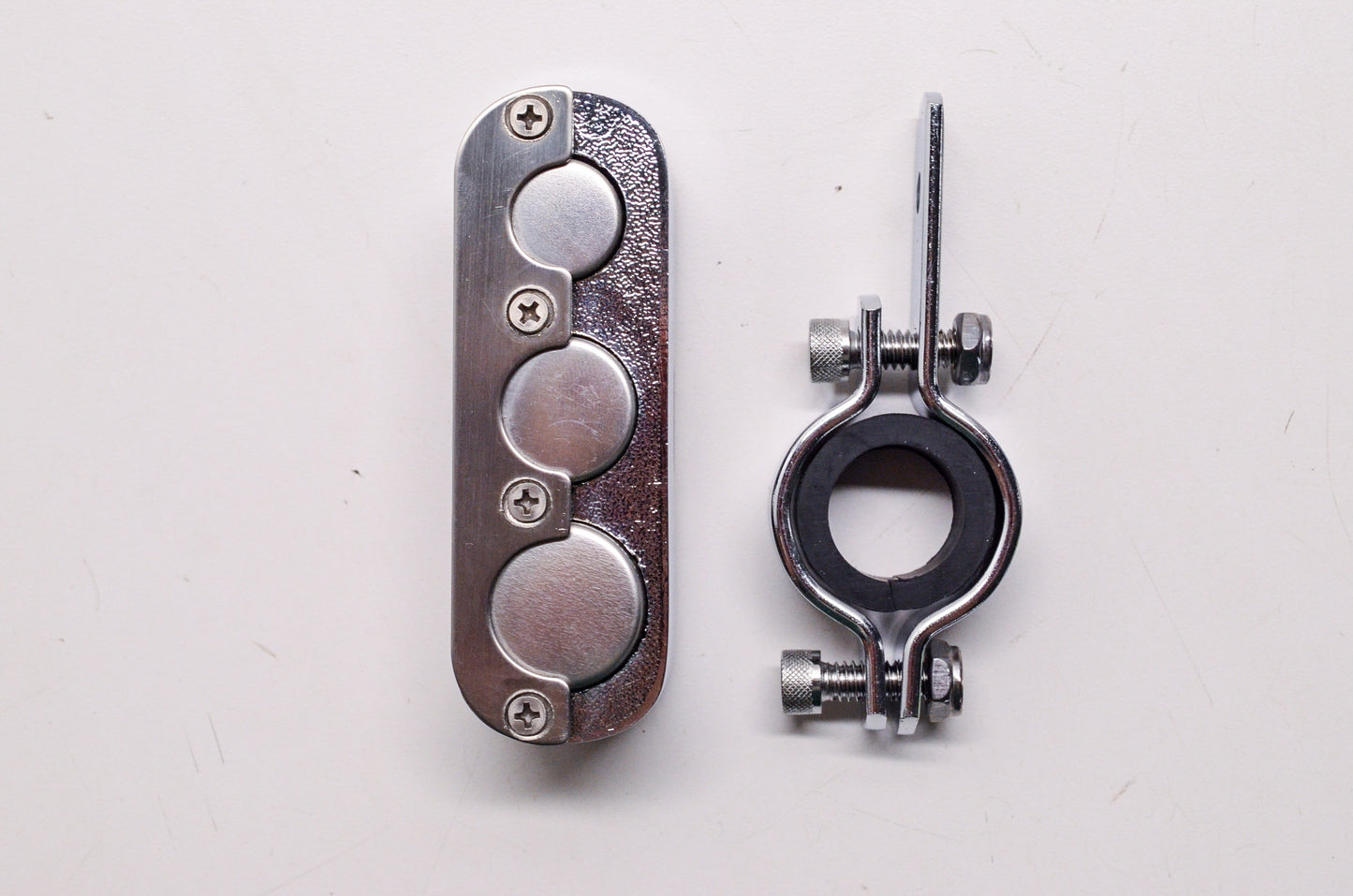 New V-Twin Aluminum Coin Holder Kit Harley Davidson NOS
