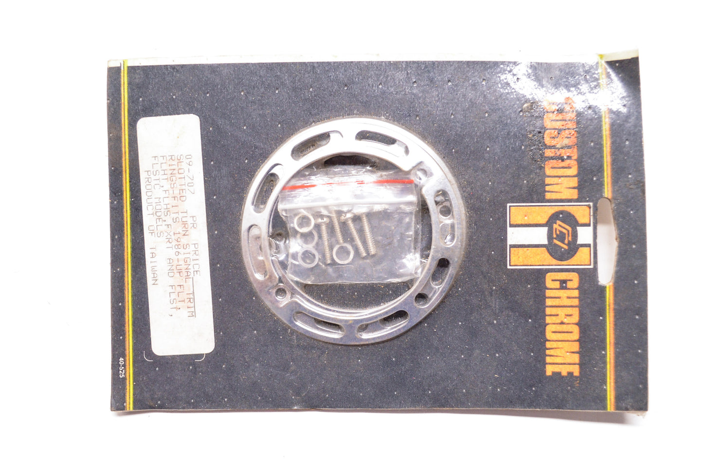 New Custom Chrome Slotted Turn Signal Trim Ring Kit Harley Davidson FLT FLHT NOS