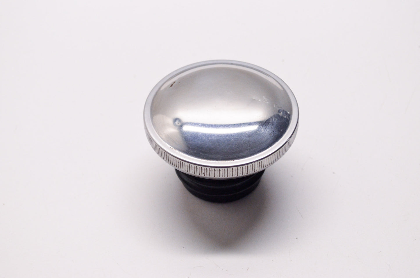 Screw-In Vented Gas Cap Harley Davidson NOS