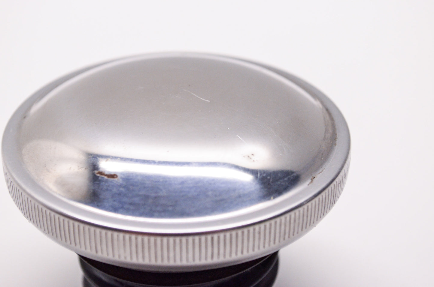 Screw-In Vented Gas Cap Harley Davidson NOS