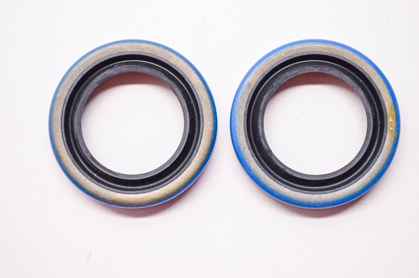 New James Gaskets Wheel Bearing Seal 0.315' W XLH XLCH FL FLH FX FXR Qty 2 NOS