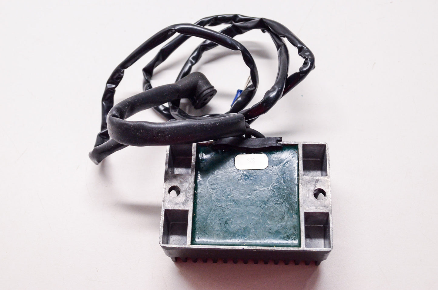 New Twin Power  Black Voltage Regulator Assembly Harley Davidson Big Twin NOS