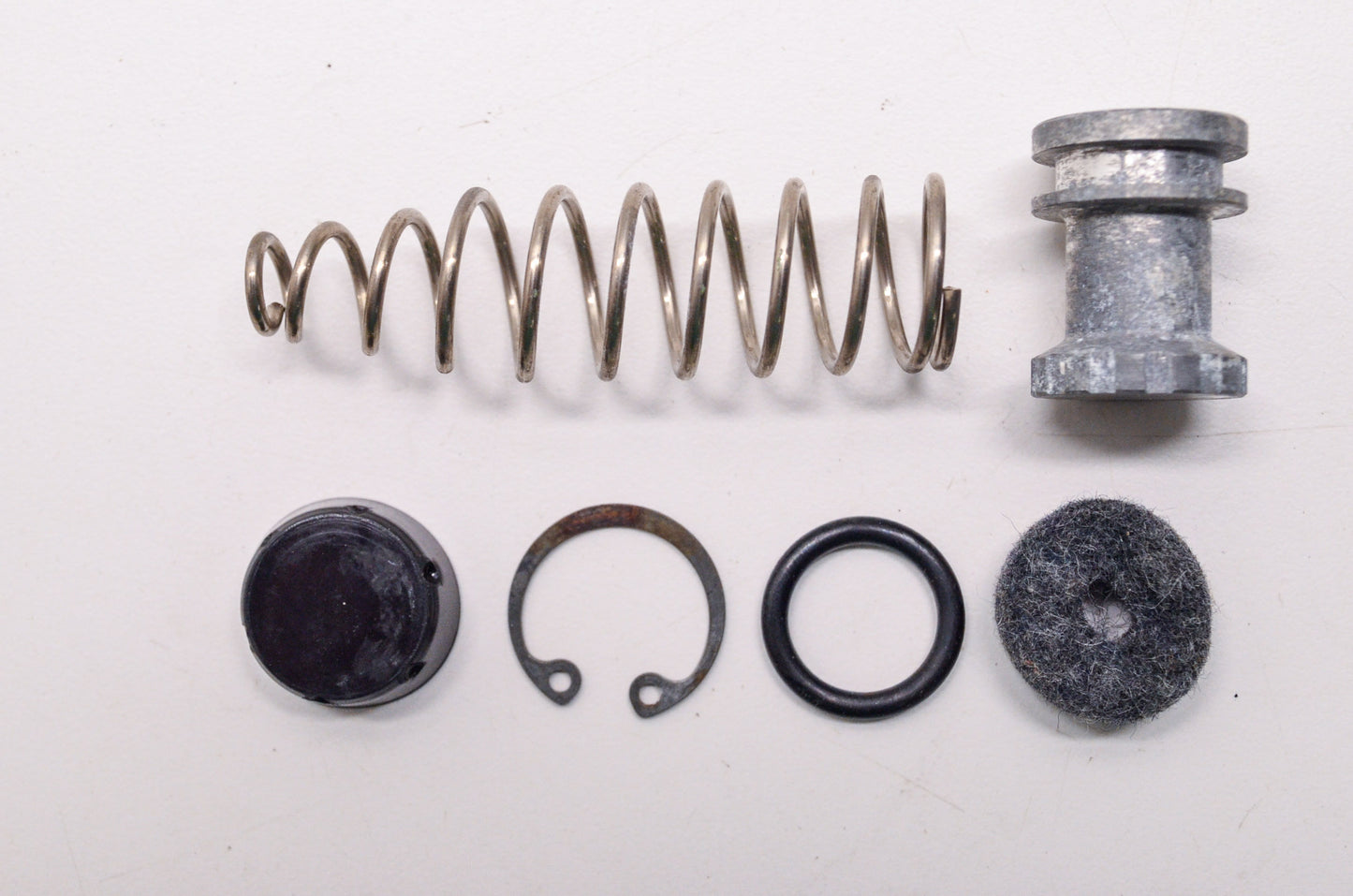 Aftermarket Master Cylinder Rebuild Kit Harley Davidson Sportster BT NOS