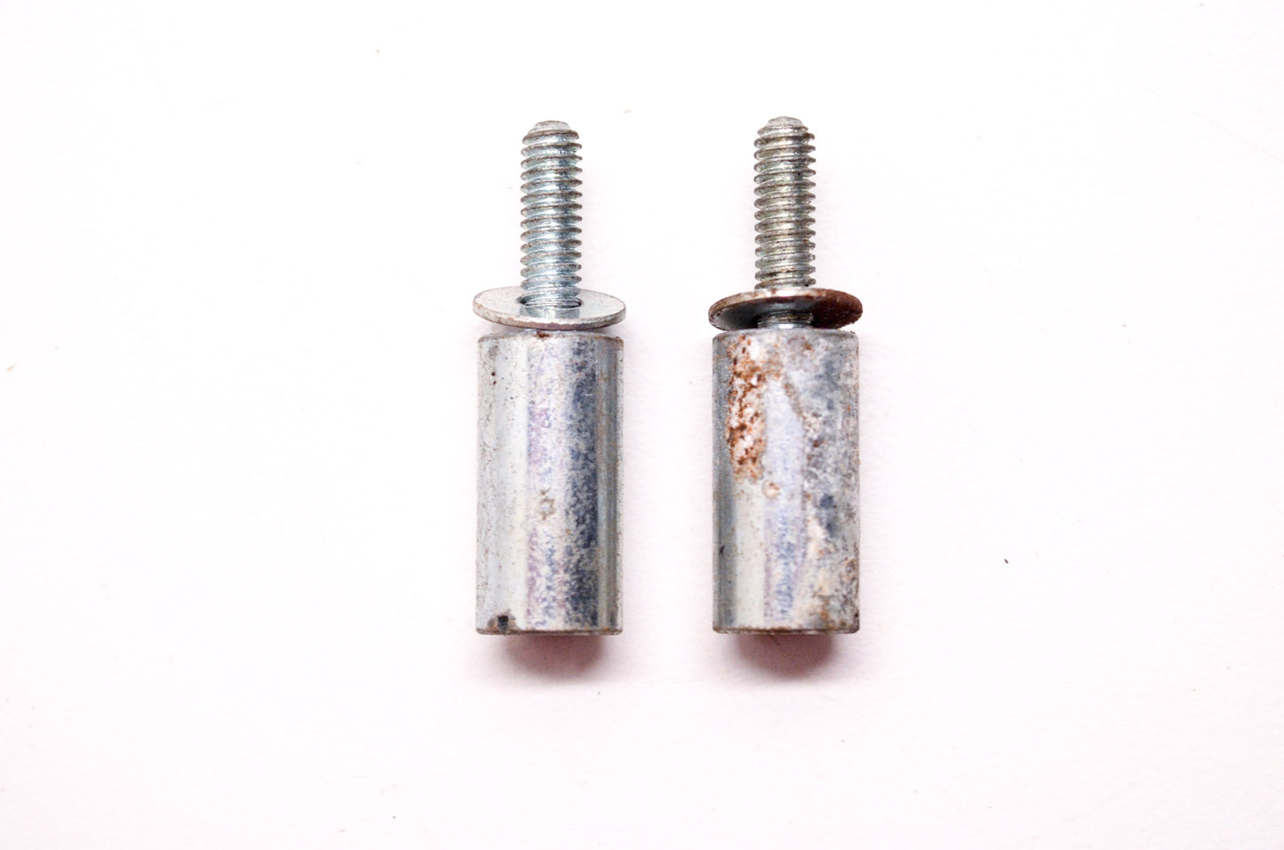 Breaker Plate Stud Assemblies Harley Davidson XL Big Twin 70-79 Qty 2 NOS