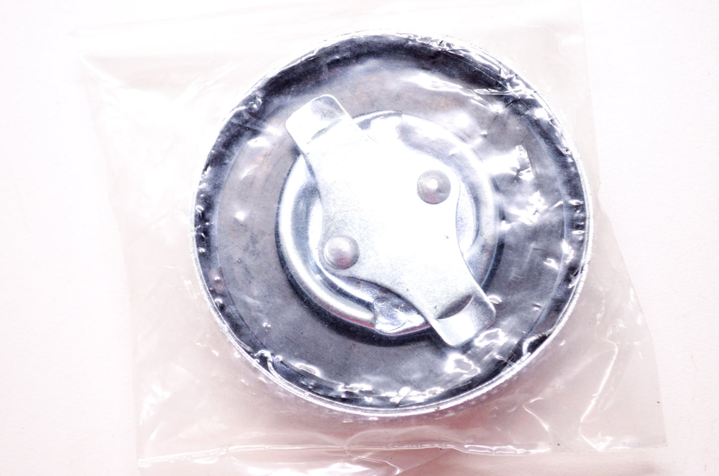 New V-Twin Standard Gas Cap w/ Vent NOS