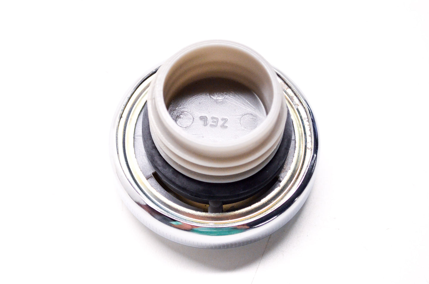 Chrome No Vent Screw In Gas Cap Left Side Harley Davidson NOS