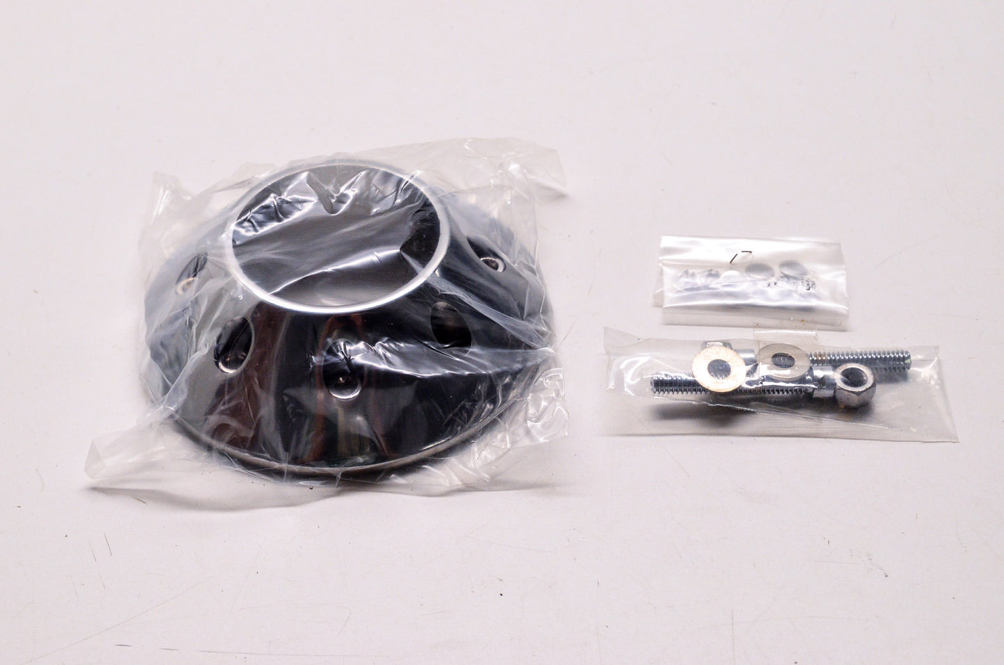 Front Hubcap Kit Harley Davidson Softail FXWG NOS