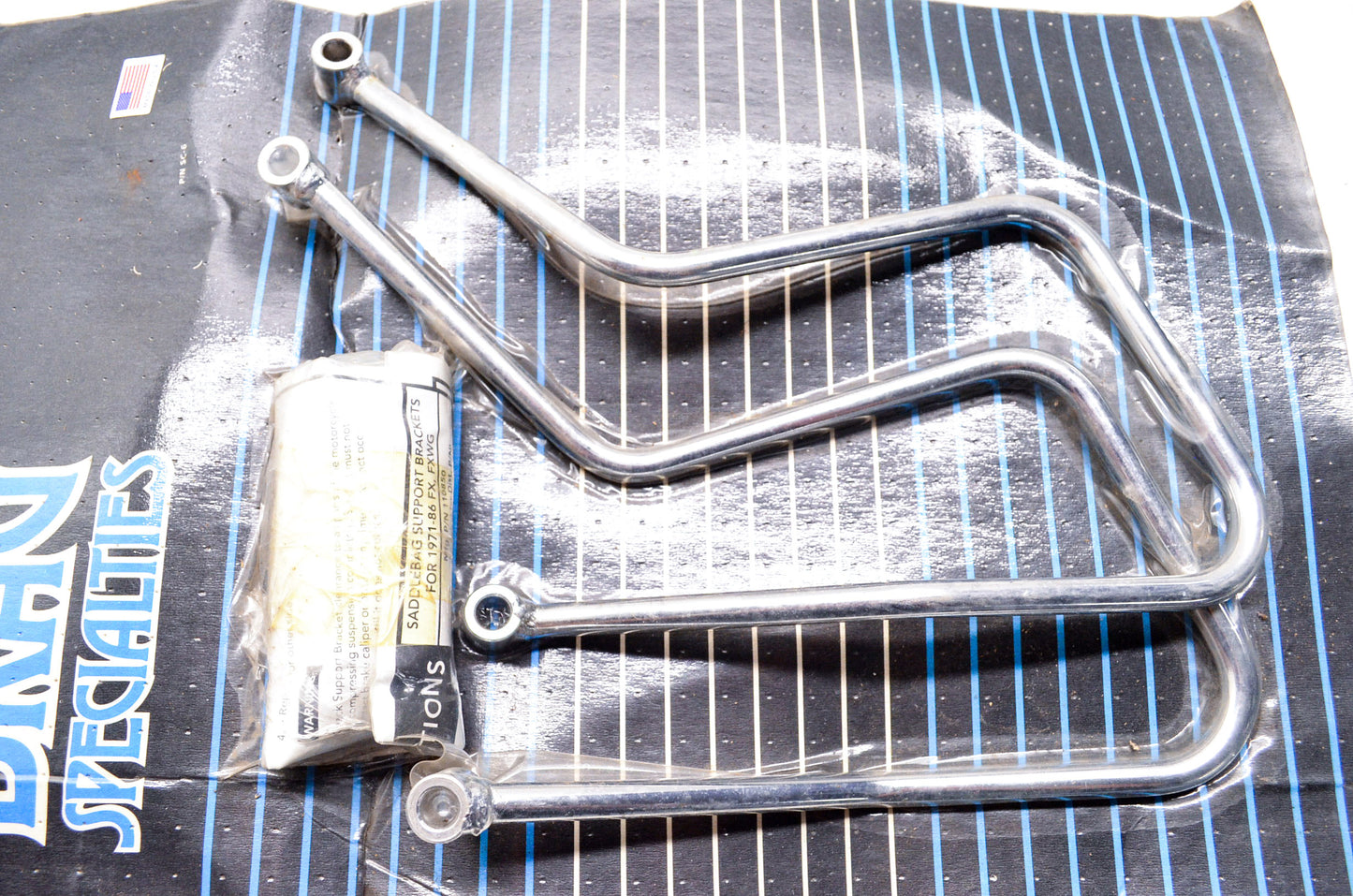 New Drag Specialties Saddlebag Support Bracket Kit Harley Davidson FX FXWG NOS