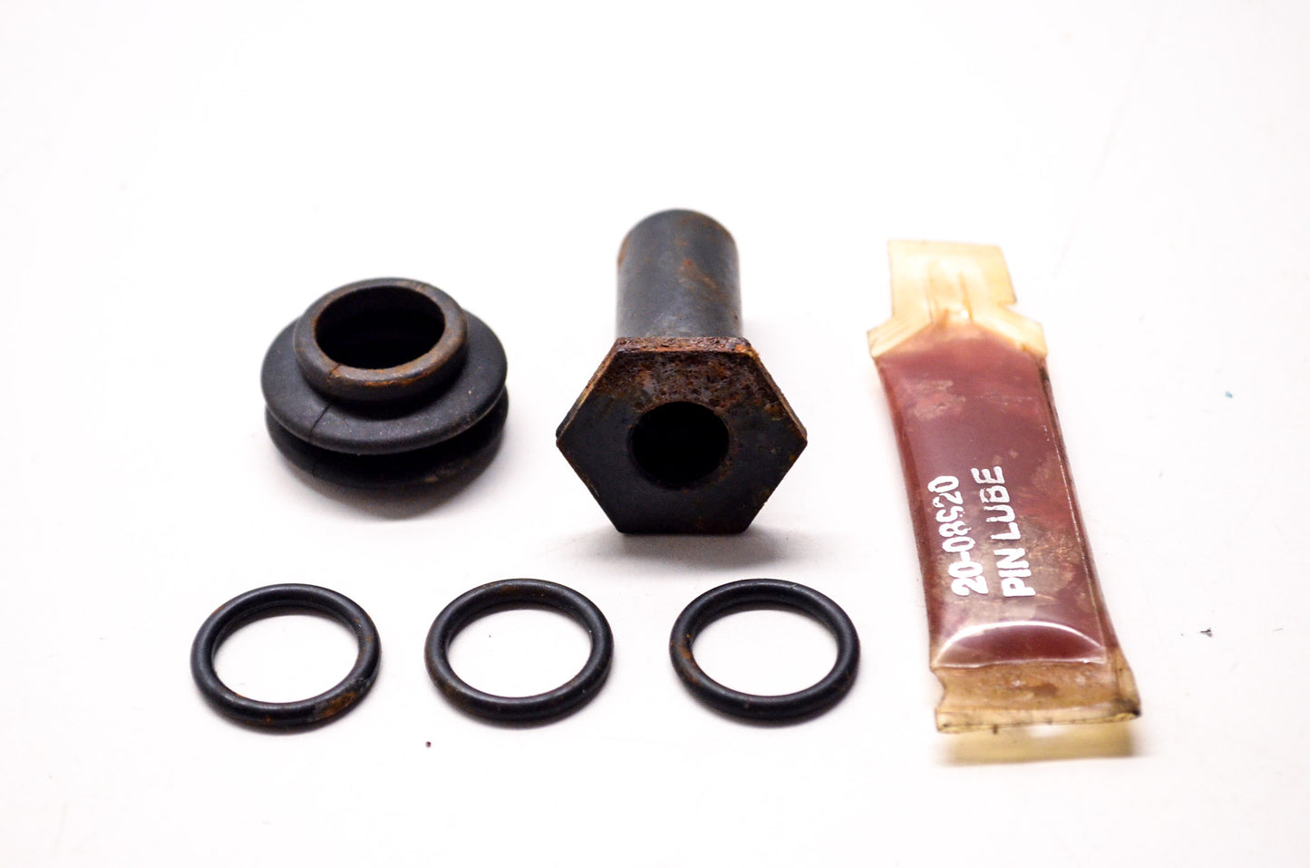 OEM Harley-Davidson 44053-83B Mounting Pin Kit NOS
