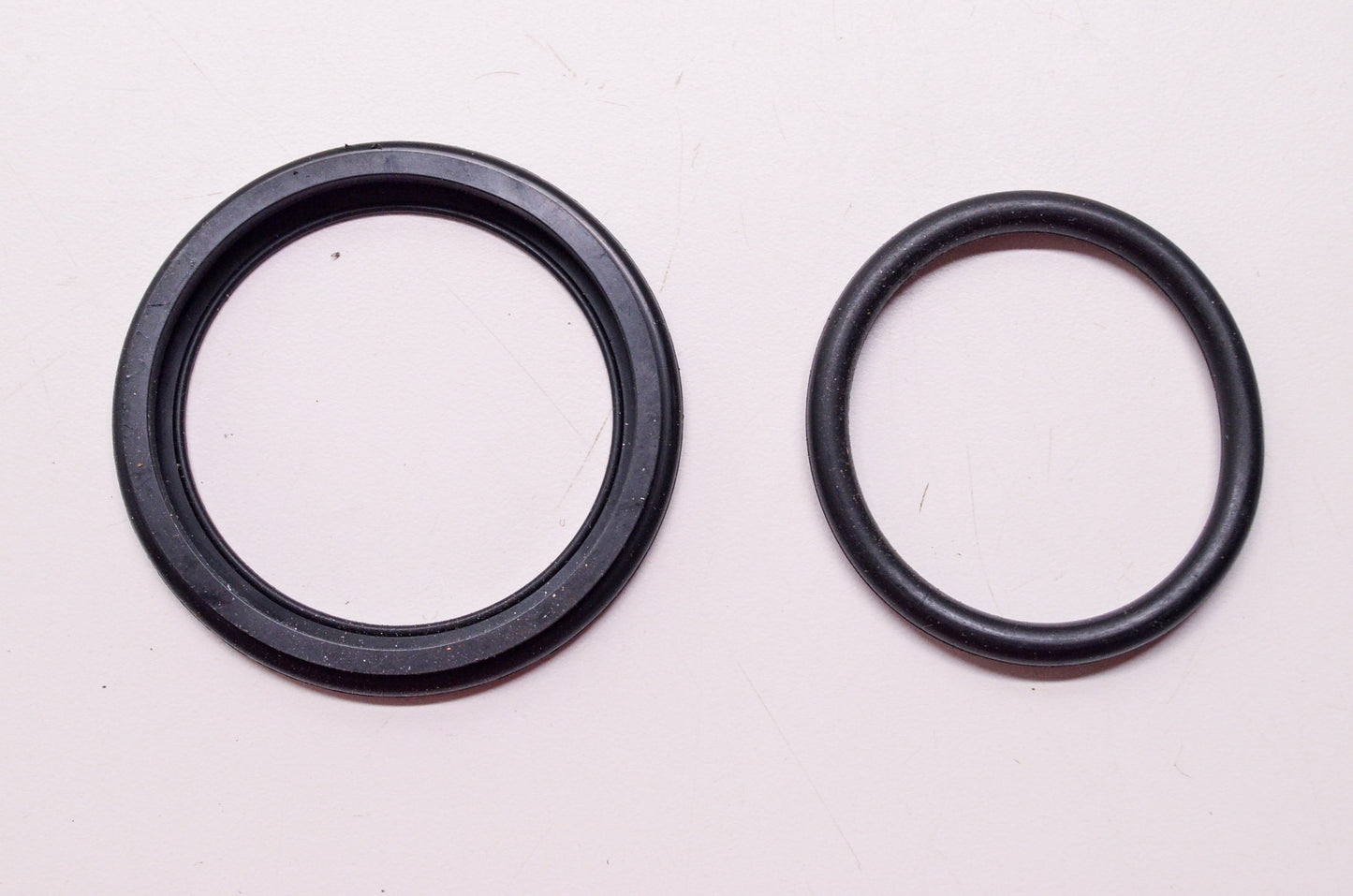 New Drag Specialties Rear Caliper Seal Kit Harley Davidson FX FL NOS